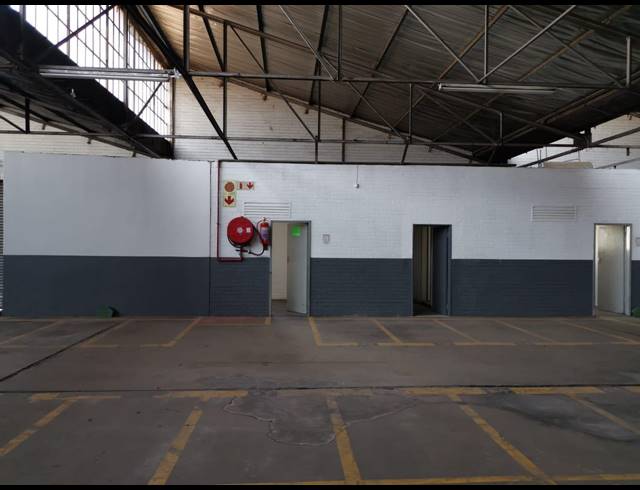 741M² WAREHOUSE TO LET IN BENROSE
